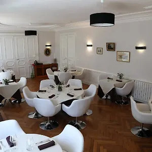 Logis Restaurant La Tour De Ciron 3* Carmaux
